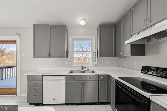 6653 E LAKERIDGE RD, New Market, MD 21774