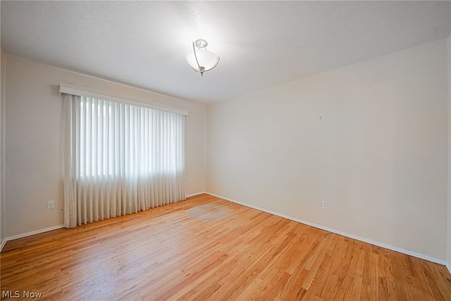 6531 Brighton Drive, North Olmsted, OH 44070