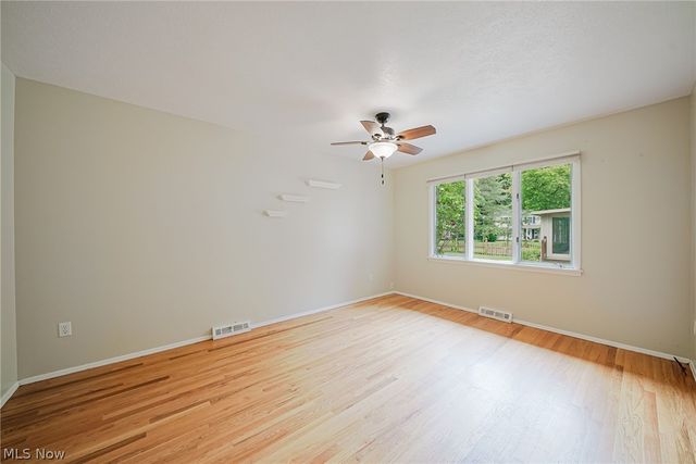 6531 Brighton Drive, North Olmsted, OH 44070