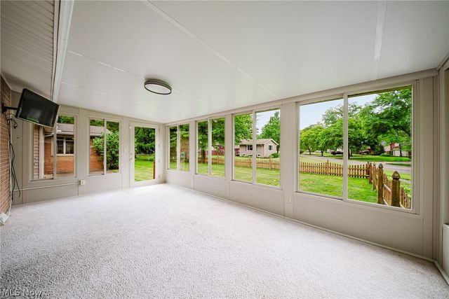 6531 Brighton Drive, North Olmsted, OH 44070