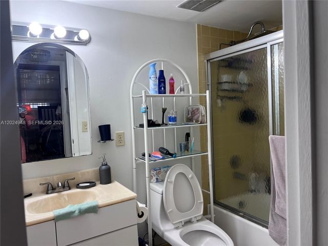 5055 NW 7th St 301, Miami, FL 33126