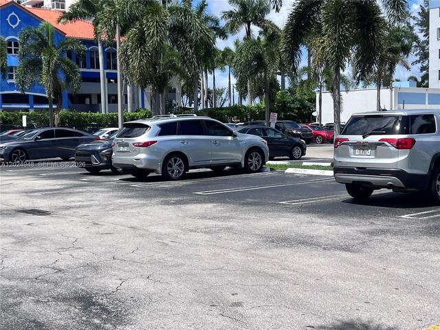 5055 NW 7th St 301, Miami, FL 33126