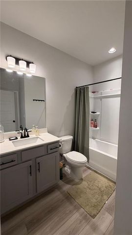 289 Ryston Way, Lawrenceville, GA 30045