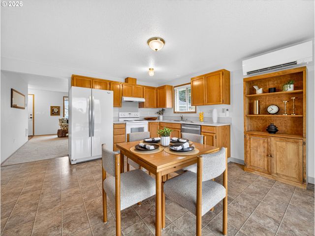 15811 Ne 87TH Cir, Vancouver, WA 98682
