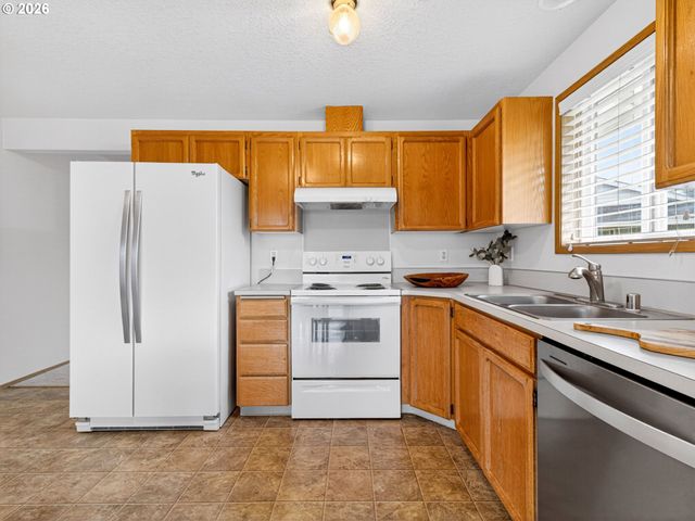 15811 Ne 87TH Cir, Vancouver, WA 98682