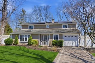 3 Rocket Court, Selden, NY 11784