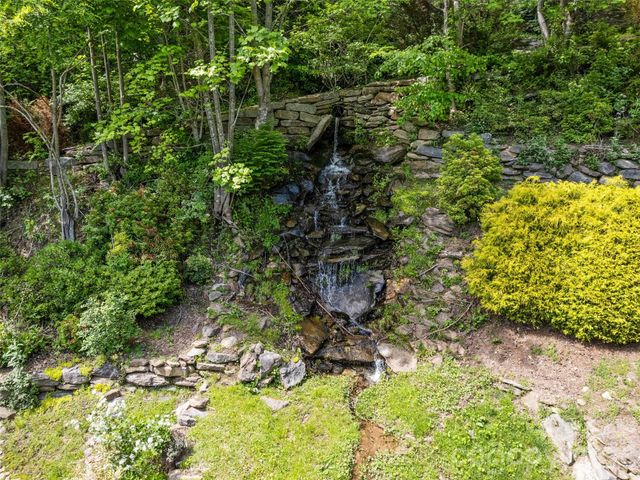 218 Red Oak Drive, Maggie Valley, NC 28751