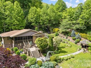 218 Red Oak Drive, Maggie Valley, NC 28751