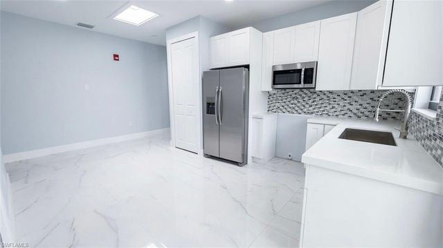 3549 43rd AVE NE, Naples, FL 34120