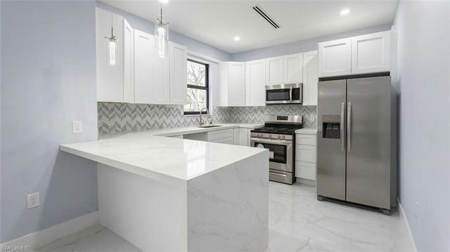 3549 43rd AVE NE, Naples, FL 34120