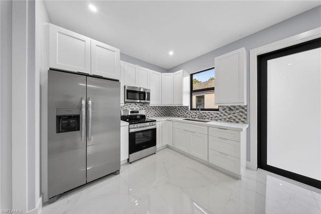 3549 43rd AVE NE, Naples, FL 34120