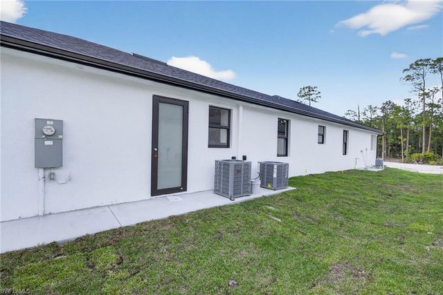3549 43rd AVE NE, Naples, FL 34120