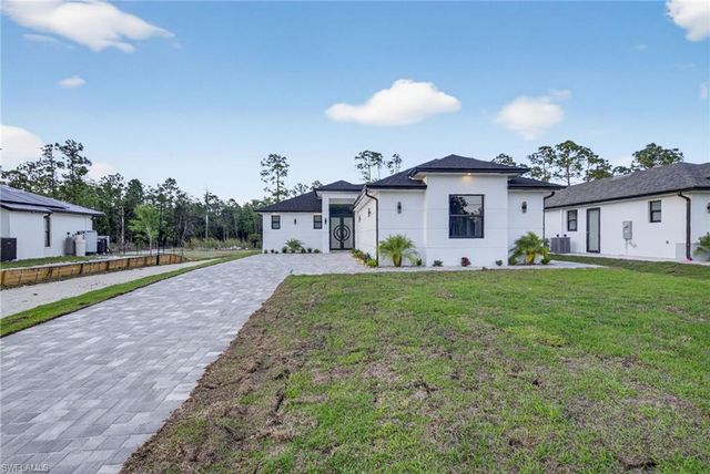 3549 43rd AVE NE, Naples, FL 34120