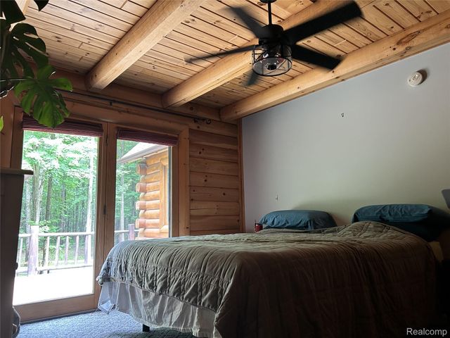 4636 N Hope Road, Hope Township, MI 48628