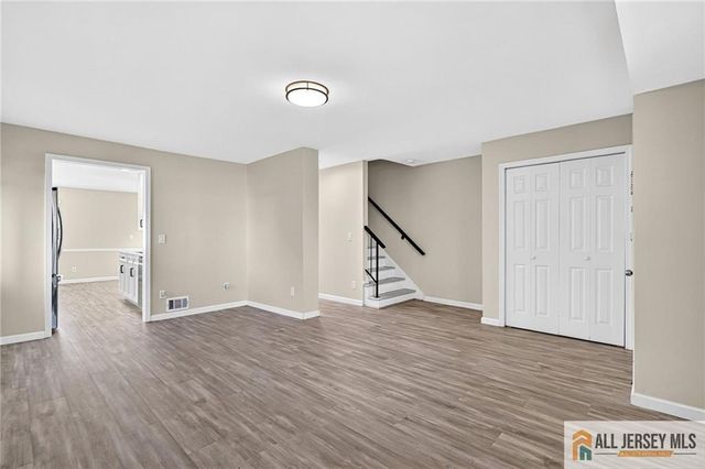 4 Quincy Circle, South Brunswick, NJ 08810