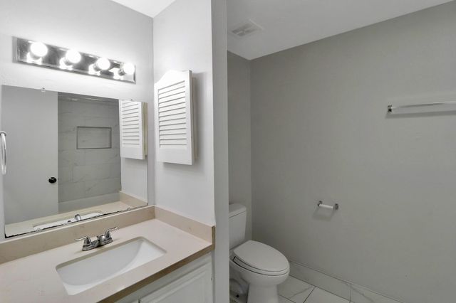 7047 Bissonnet Street 117, Houston, TX 77074