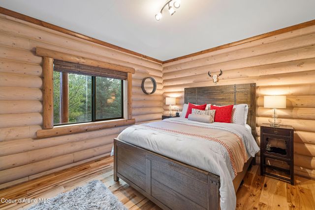 35056 N KELSO DR, Spirit Lake, ID 83869