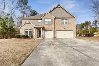 457 Mossycup Drive, Fairburn, GA 30213