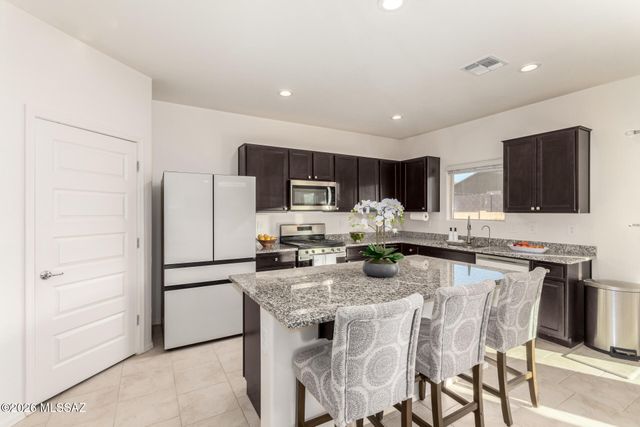 9265 W Tenaza Lane, Marana, AZ 85653