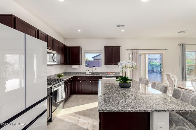 9265 W Tenaza Lane, Marana, AZ 85653