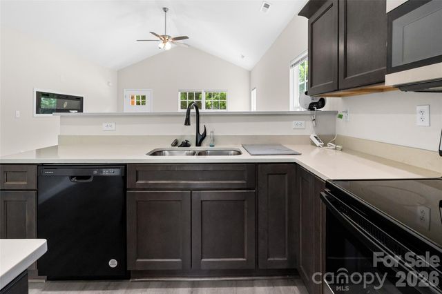 208 Nottingham Drive, York, SC 29745