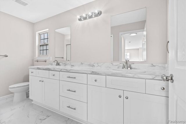 495 Addington Lane, Ann Arbor, MI 48108