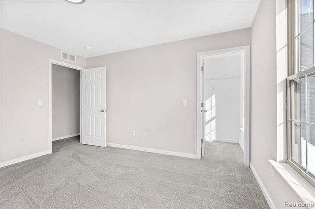 495 Addington Lane, Ann Arbor, MI 48108