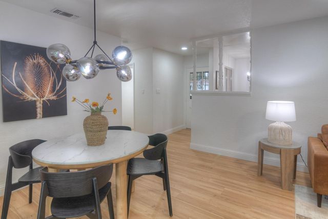 6913 Weddigen, North Highlands, CA 95660