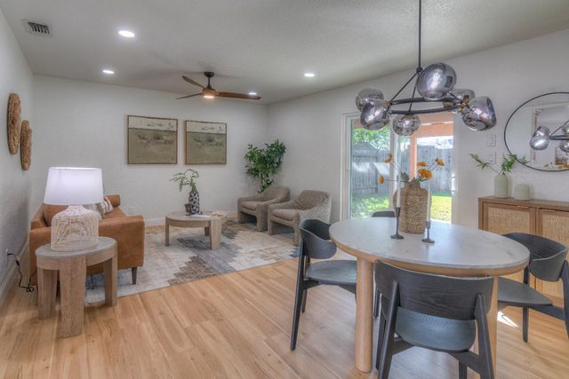 6913 Weddigen, North Highlands, CA 95660