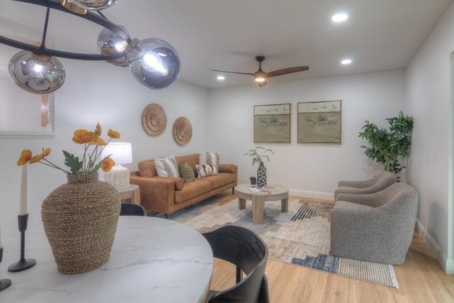 6913 Weddigen, North Highlands, CA 95660