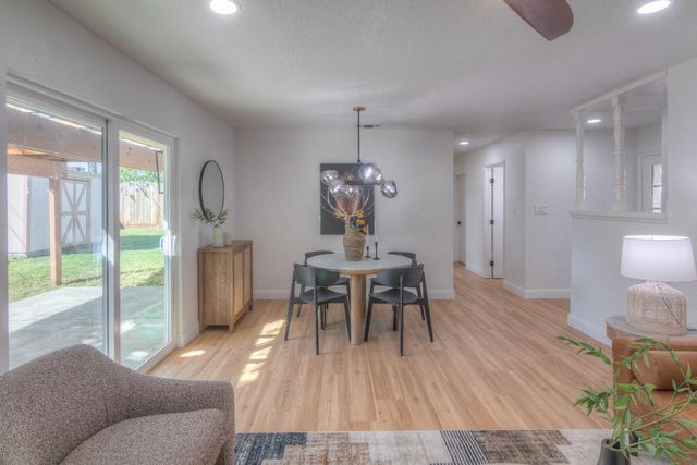 6913 Weddigen, North Highlands, CA 95660