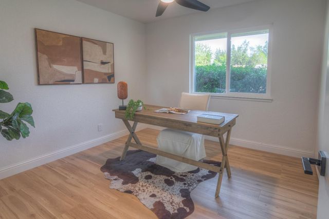 6913 Weddigen, North Highlands, CA 95660