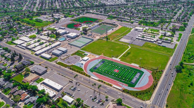 6913 Weddigen, North Highlands, CA 95660