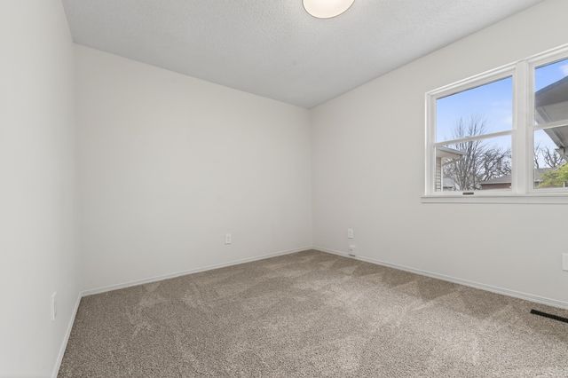 3630 S Eisenhower St, Wichita, KS 67215