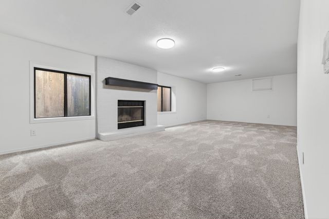 3630 S Eisenhower St, Wichita, KS 67215