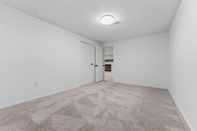 3630 S Eisenhower St, Wichita, KS 67215