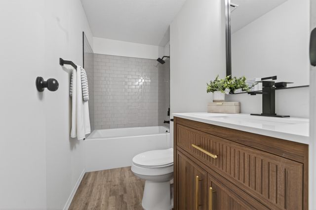 3630 S Eisenhower St, Wichita, KS 67215