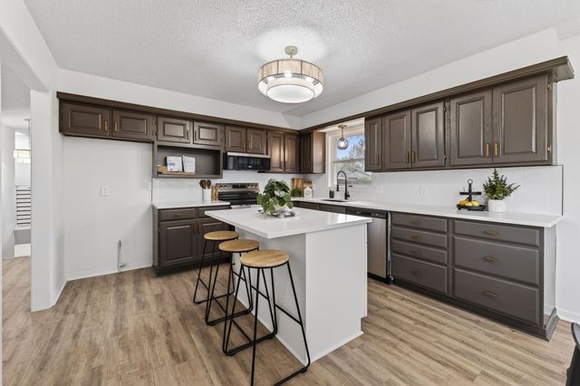 3630 S Eisenhower St, Wichita, KS 67215