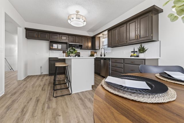 3630 S Eisenhower St, Wichita, KS 67215