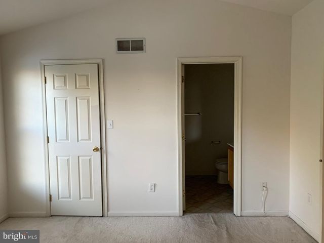 114 COUPLES DR, Newark, DE 19702