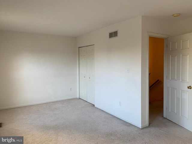 114 COUPLES DR, Newark, DE 19702