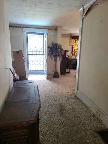 521 N Hays Ave, Jackson, TN 38301