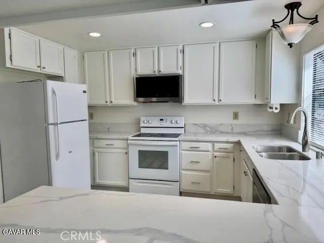 44128 Fine Circle, Lancaster, CA 93536