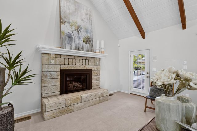 6431 Orange Hill Ln, Carmichael, CA 95608