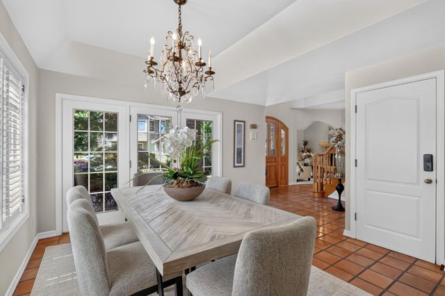 6431 Orange Hill Ln, Carmichael, CA 95608