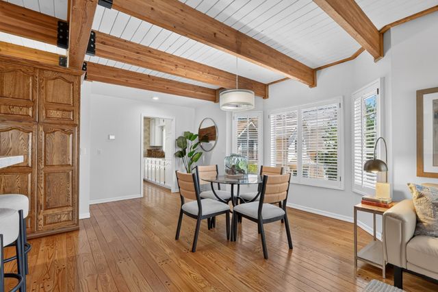 6431 Orange Hill Ln, Carmichael, CA 95608