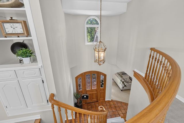 6431 Orange Hill Ln, Carmichael, CA 95608