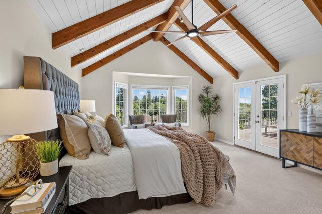 6431 Orange Hill Ln, Carmichael, CA 95608