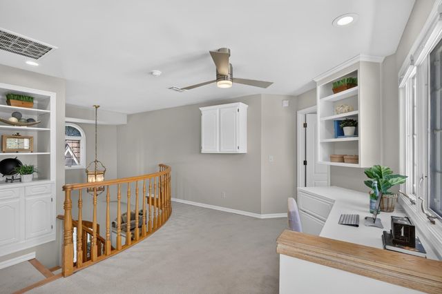 6431 Orange Hill Ln, Carmichael, CA 95608