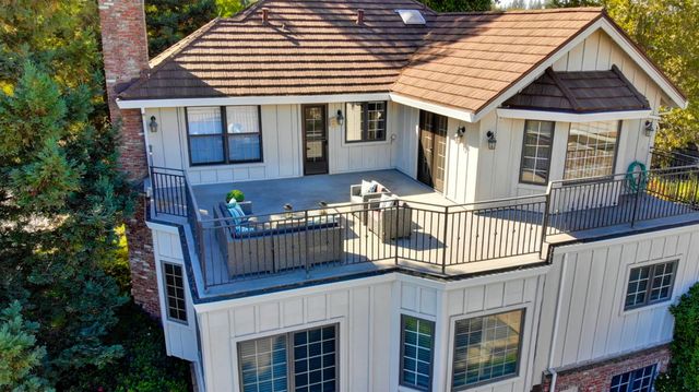 6431 Orange Hill Ln, Carmichael, CA 95608
